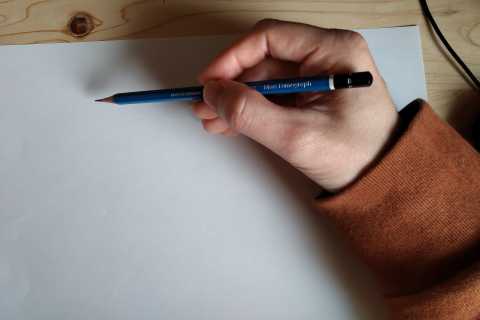 イラストの描き方-鉛筆の持ち方3
